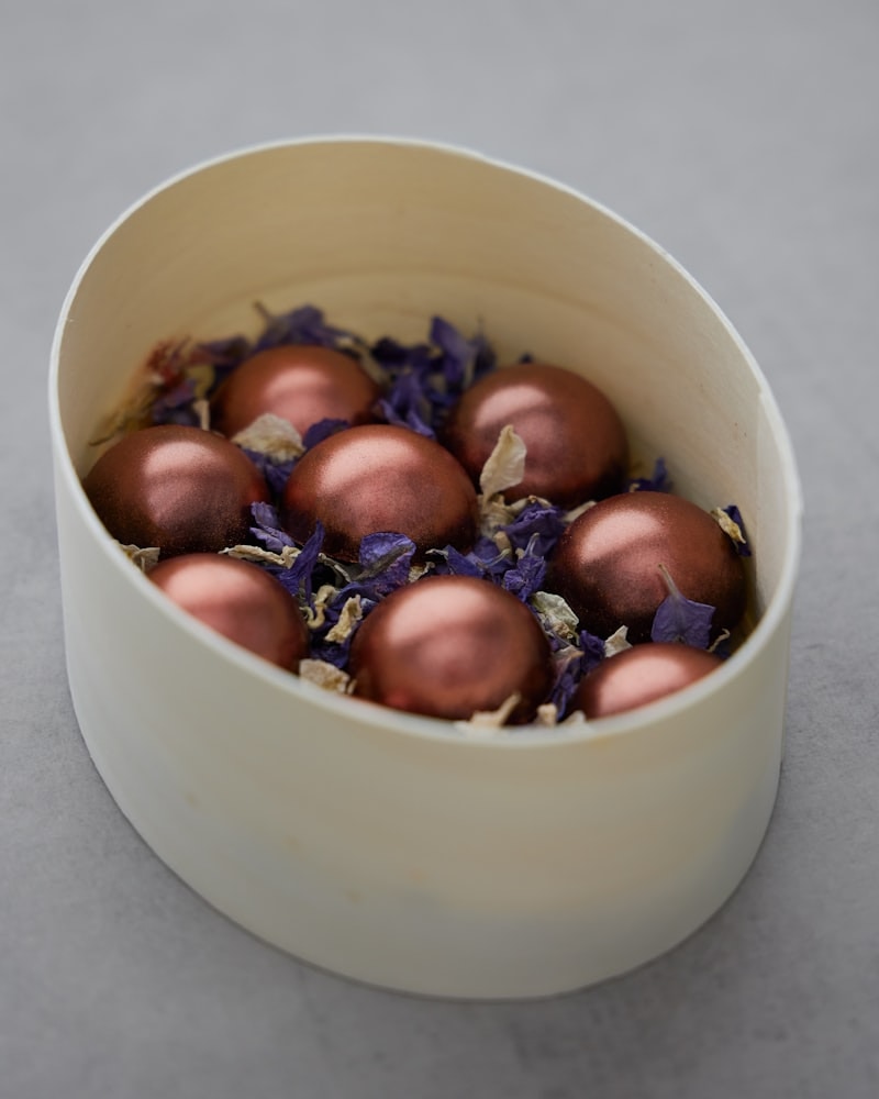 A copper-pearl chocolate gift box